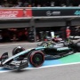 Meski Raih Podium, Lewis Hamilton Nilai Mercedes Harus Terus Sempurnakan Mobil