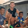 Sumber Pendapatan Kristian Hansen Darimana? Bule Perbaiki Jembatan Suku Bajo Tanpa Bantuan Pemerintah