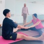 Dilakukan Erina Gudono dan Kaesang Pangarep, Ini Manfaat Couple Prenatal Yoga