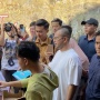 Rajin Blusukan Jelang Dilantik Wapres, Begini Momen Gibran Ajak Raffi Ahmad Jalan Kaki di Gang Sempit Jaksel