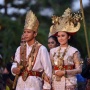 Mengenal Begawi, Tradisi Adat Lampung yang Disertai Tembakan atau Ledakan