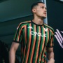 Tegasnya Pelatih Baru Venezia, Tantang Jay Idzes Jelang Hadapi Lazio di Serie A
