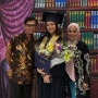 Perkara Kalung, Agama Anak Feni Rose Diperdebatkan