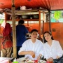Beby Tsabina Throwback KUA Date Sambil Makan Soto Kaki Lima, Vibes-nya Sudah Cocok Jadi Ibu Pejabat