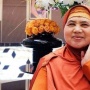 Naik Haji 33 Kali, Gurita Bisnis Mamah Dedeh Bukan Kaleng-kaleng