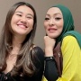 Ekspresi dan Sikap Aaliyah Massaid Saat Tangis Angelina Sondakh Pecah Digunjing: Jadi Kurang Syahdu