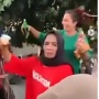 Viral Party di Depan Anak-anak, Emak-emak Berhijab Asyik Pesta Miras sambil Goyang di Panggung