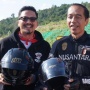 Presiden Jokowi Berkendara Pakai Helm Lokal, Ini 9 Tips Cegah Bau Helm