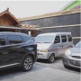 Parkiran Rumah Sule Hanya Tersisa Mobil Ini, Dikabarkan Bangkrut Usai Jual Mobil Mewah?