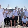 Ekspresi Jusuf Kalla dan Din Syamsudin Berdiri Langsung di Sisi Makam Ismail Haniyeh