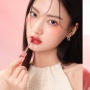 Tampil Segar dan Natural, Ini 5 Rekomendasi Lip Tint Warna Pink Terbaik!