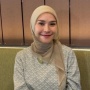 6 Potret Zaskia Adya Mecca Temui Anak-anak Palestina: Beri Bantuan Apa Saja?