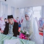 Siapa yang Menjadi Wali Nikah Jika Ayah Non Muslim?