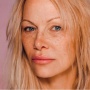 Alasan Pamela Anderson Memilih Tinggal di Kanada, Hindari Sorotan Negatif?