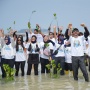 Nusantara Regas Gelar Penanaman 2000 Mangrove dan Aksi Bersih Pantai