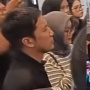 Tingkah Kocak Desta Nonton Preskon Perceraian Andre Taulany