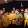 Berkemeja Kuning, Jokowi Dan Prabowo Hadiri Penutupan Munas Golkar Malam Ini