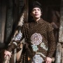 Momen Atta Halilintar Salat di Emperan Toko Saat Liburan ke Tiongkok Picu Perdebatan