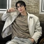 Intip 4 Oufit Boyfriend Material ala Win Metawin, Simpel tapi Charming!