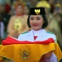 5 Pesona Livenia Evelyn Kurniawan, Pembawa Baki Bendera Merah Putih saat Upacara HUT RI di IKN