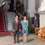 Kebaya Biru Tosca Selvi Ananda di Upacara Penurunan Bendera Sukses Bikin Pangling, Intip Potretnya!