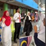 Merinding! Guru Ini Nyanyikan Lagu Patriotik dengan Bahasa Isyarat, Netizen Ikut Terharu