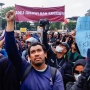 Tolak RUU Pilkada, Massa Aksi 'Peringatan Darurat' Geruduk DPR