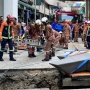 Bersama Kursi Beton, Wanita India Terperosok Lubang Sedalam 10 Meter