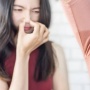 Cantik Tapi Bau Badan Bisa Bikin Ilfil, Ini Cara Menghilangkan Bau Ketek dan Rekomendasi Perawatan!