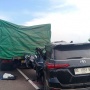 Fortuner Ngebut 140 Kpj Seruduk Truk Di Tol Palembang, 4 Penumpangnya Tewas Termasuk Bayi