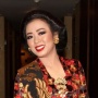 Soimah Sibuk karena Ditinggal Pergi ART, Bentuk Rak Piring di Rumahnya Bikin Salfok