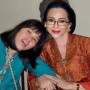 Pendidikan Mentereng Gadis Dharsono, Anak Angkat Jenderal Moerdiono dengan Poppy Dharsono