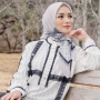 Tampil Modis! Ini 3 Gaya Outfit Hijab Stylish ala Citra Kirana