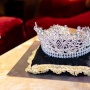 Mahkota Teratai Nusantara Jadi Perhiasan Resmi Miss Universe Indonesia 2024