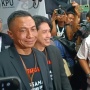 Jelang Pengundian Nomor Urut, Dharma-Kun Tiba di KPU Jakarta Disambut Yel-yel "Kun Fa Ya Kun"