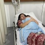 Sedih, Nathalie Holscher Peluk Erat Adzam yang Tengah Dirawat di Rumah Sakit