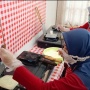 Modal Nekat dan Dukungan BRI, Dyah Sulap Resep Warisan Nenek Jadi Omzet Puluhan Juta!