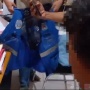 Miris! Tukang Parkir Resmi Jadi Pencopet di Tengah Meriahnya Parade Pembalap MotoGP di Mataram