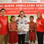 Asuransi Sinar Mas Gelar Literasi Keuangan dan Bagikan 337 Asuransi Mikro Bagi Siswa dan Nelayan di Kota Sorong