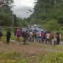 Kunjungan Cagub Papua Tengah John Wempi Wetipo di Dogiyai Dihadang Warga