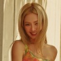Retro Romance Karya Hyoyeon: Quality Time dan Bersantai Tanpa Peduli Duniawi