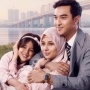 Review Film Laut Tengah: Ketika Poligami Jadi Solusi Menggapai Impian