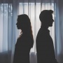 Jangan Coba-Coba! Ini Balasan Bagi Suami yang Mengumbar Aib Istri