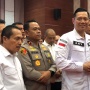 Senyum Dua Jari AHY Saat Disinggung Jatah Menteri Demokrat di Kabinet Prabowo-Gibran