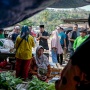 Sambangi Pasar Baru Merak, Fajar Hadi Prabowo Dengar Keluh Kesah Pedagang