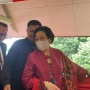 Berkebaya Merah, Megawati Hadiri Sidang Promosi Doktoral Hasto Di UI, Ada Rocky Gerung