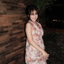 Dikunjungi Ibu, Cara Makan Fuji Jadi Gunjingan Netizen: Sendoknya Cuma Satu?