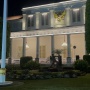 Detik-detik Pergantian Presiden: Pedagang Mulai Berjualan, Kiriman Anggrek Putih Berdatangan di Istana Jakarta