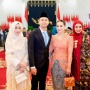 Adu Gaya Mama Rieta dan Mama Amy di Pelantikan Raffi Ahmad sebagai Utusan Khusus Presiden