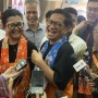 Teken Petisi Cinta Laura, Pramono Janji Bakal Daur Ulang Sampah Baliho Sisa Kampanye di Jakarta